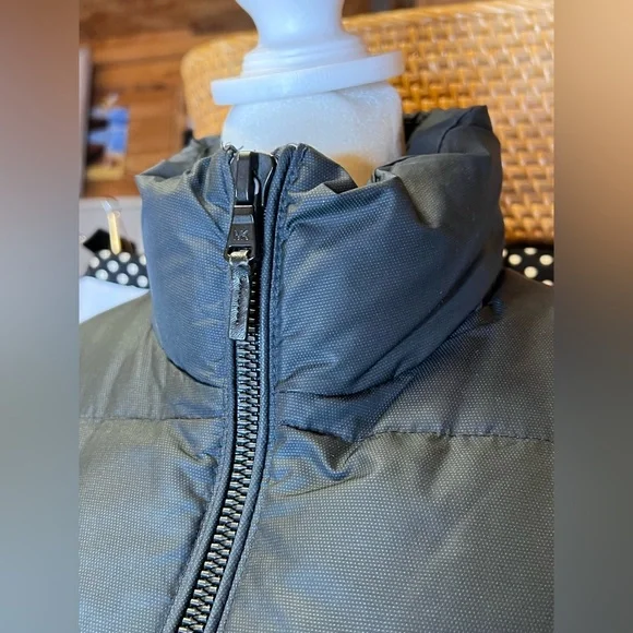 NWOT Michael Kors Black Puffer Vest Size Large - Picture 7 of 14